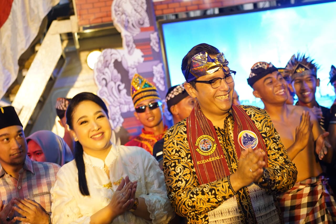 Hadiri Deck Reception ASEAN Plus Cadet Sail 2026, Rico Waas Kenalkan Medan Sebagai Kota Multikultural