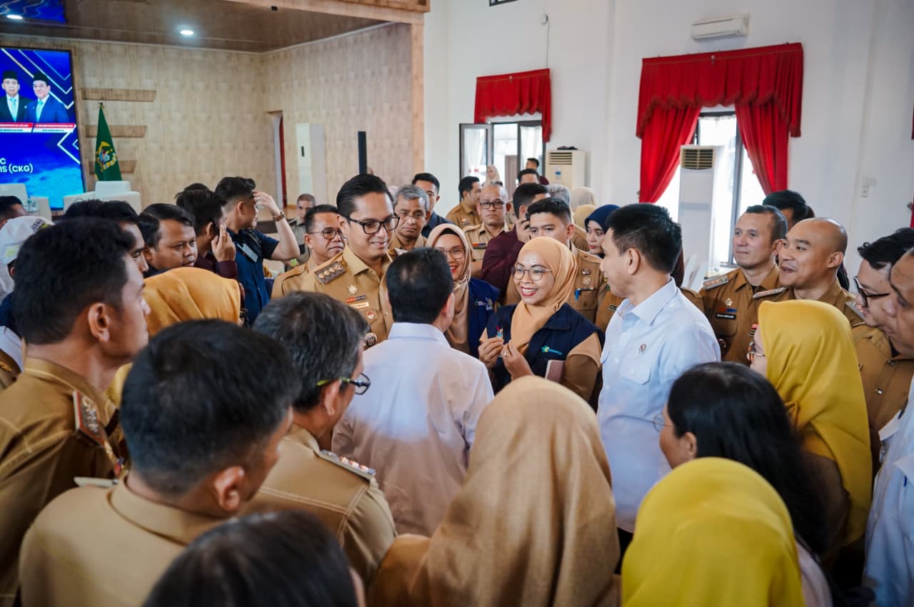 Wamenkes dan Wamendagri Tinjau Skrining TB, Rico Waas Tegaskan Komitmen Pemko Medan Percepat Penanggulangan TB