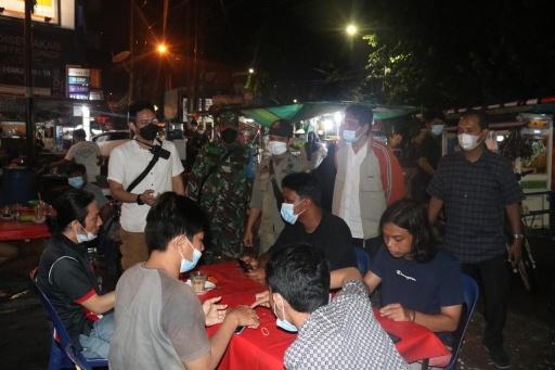 Patroli Prokes dan PPKM Mikro Putuskan Penyebaran Covid-19