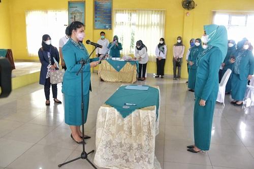 Ketua TP PKK Kota Medan Melantik Ketua TP PKK Kec. Medan Belawan