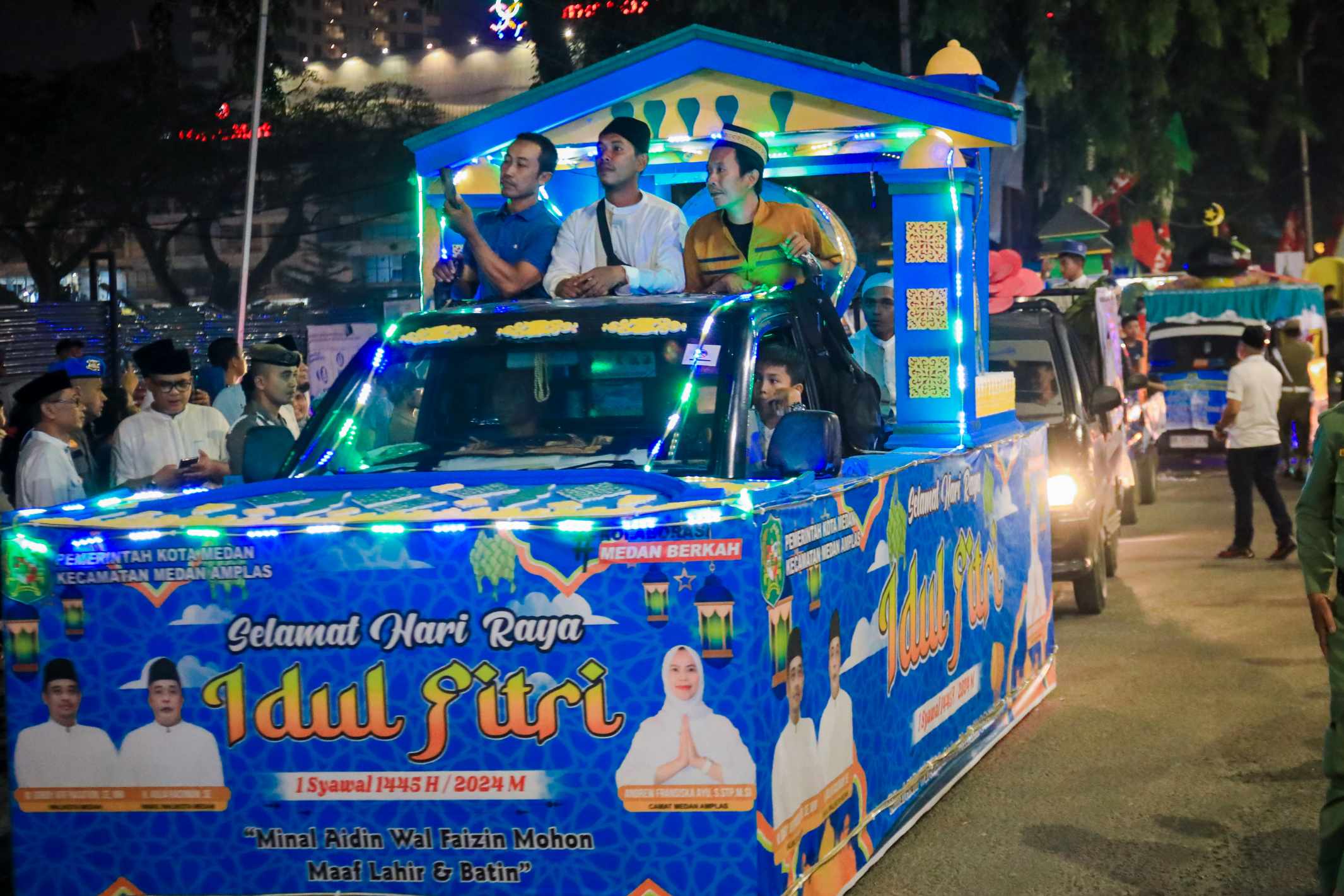 Semarak Pawai Kendaraan Meriahkan Malam Takbiran Idul Fitri 1445 H, Bobby Nasution Berharap Masyarakat Mendapatkan Keberkahan