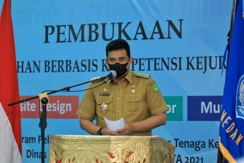 Bobby Nasution Buka Pelatihan Berbasis Kompetensi Kejuruan