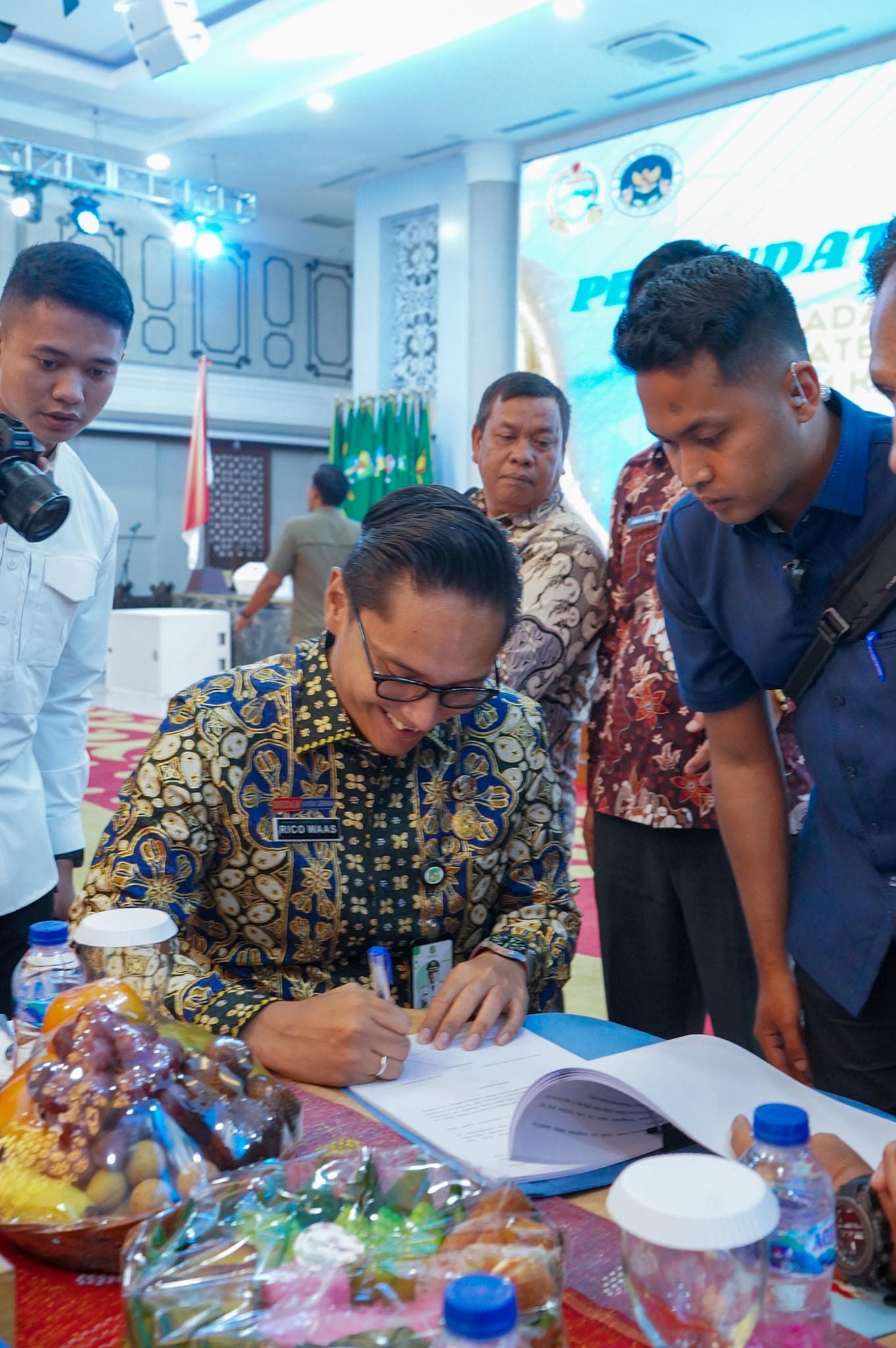 Sukseskan Program Makan Bergizi Gratis, Rico Waas Tandatangani Nota Kesepahaman dengan Badan Gizi Nasional