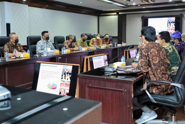 Wali Kota Medan Kenalkan Konsep Heritage Pembenahan Kawasan Kota Lama Kesawan Pada Wali Kota Padang