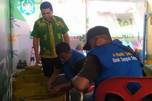 Bobby Nasution Dorong Kecamatan Berinovasi Penanganan Kebersihan, Abank Sambel Atasi Sampah Belawan