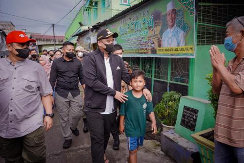 Bobby Nasution Dengarkan Keluhan Warga Kelurahan Lalang Melalui Saling