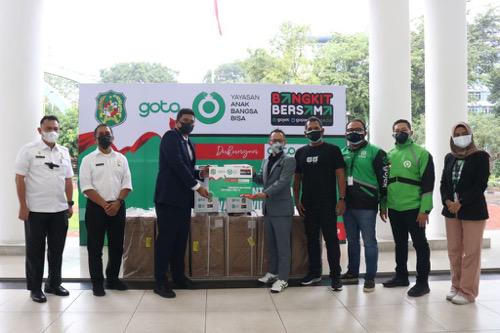 Goto Beri Bantuan 15 Unit Oksigen Konsentrator Kepada Pemko Medan