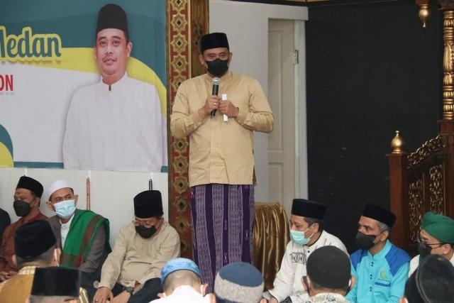 Safari Subuh di Masjid Asy Syafiiyah, Bobby Nasution Ajak Masyarakat Kembangkan Masjid Mandiri