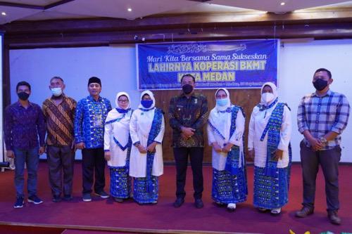 Hadiri Lahirnya Koperasi BKMT, Wakil Wali Kota: Kita Hidupkan Koperasi Majelis Taklim di Kota Medan