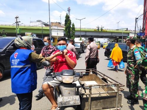 Pemko Medan Lakukan Patroli Prokes dan Pengawasan PPKM Mikro di Pajak Ikan dan Pajak Brayan