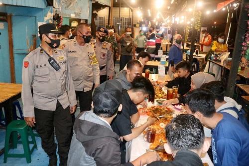 Patroli PPKM Masih Temukan Kafe Beroperasi Langgar Batas Waktu