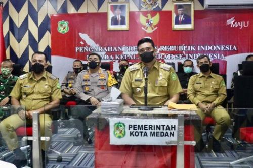 Presiden Ingatkan Seluruh Kepala Daerah Waspadai Potensi Naiknya Kasus Covid-19 Pascalebaran