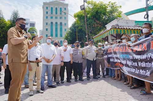 Jawab Kegelisahan Supir Angkot, Bobby Nasution Segera Surati Kemenhub Terkait Bus TMD