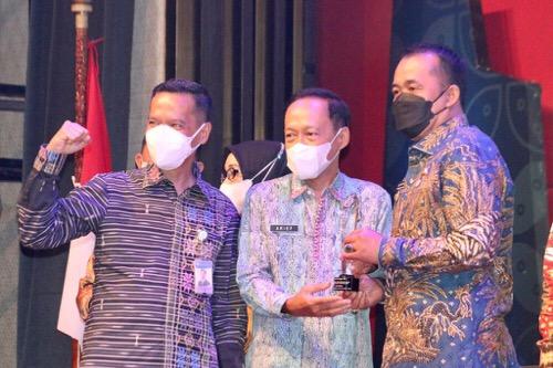 Pemko Medan Terima Dua Penghargaan dari BI Sumut