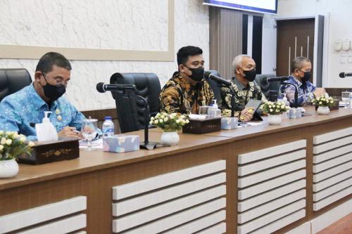 Wali Kota Medan Instruksikan OPD dan Kecamatan Berkolaborasi Menertibkan Bangunan Tanpa IMB