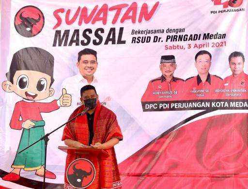 Wali Kota Apresiasi Sunatan Massal HUT ke-48 PDI Perjuangan