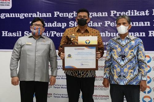 Bobby Nasution Bawa Pemko Medan Raih Predikat Kepatuhan Tinggi Standar Pelayanan Publik