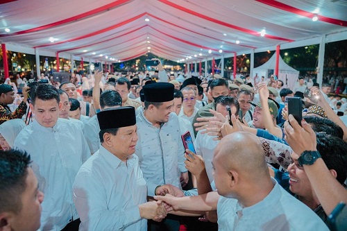 Peserta Dzikir dan Doa Awal Tahun 2023 Membludak, Kehadiran Bobby Nasution dan Prabowo Subianto Diserbu Masyarakat