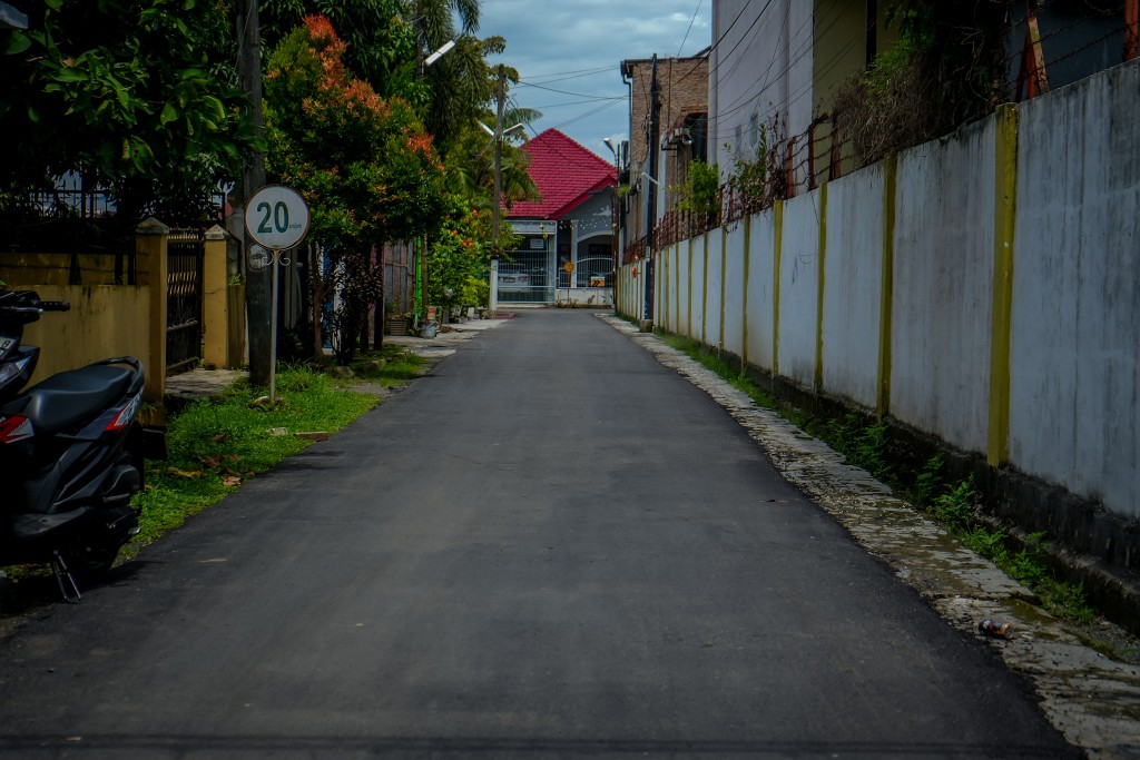 Warga Lega, Pemko Muluskan Jalan Eka Warni IX