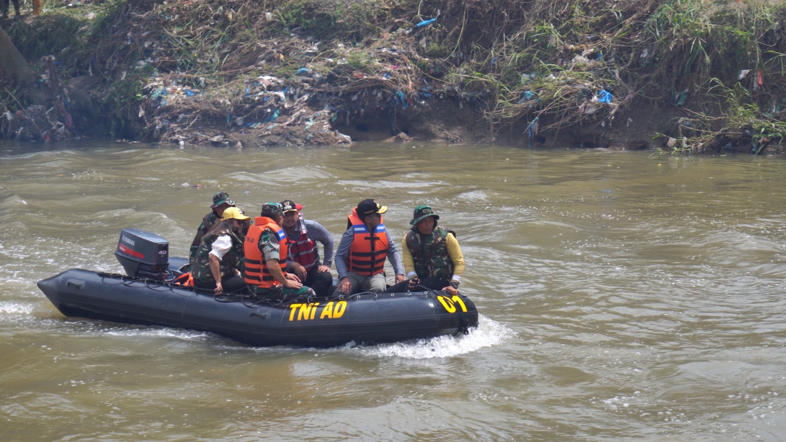 Ini Kata KSAD Dudung, Gotong Royong Bersih Sungai Deli Atas Ide dan Inisiasi Bobby Nasution