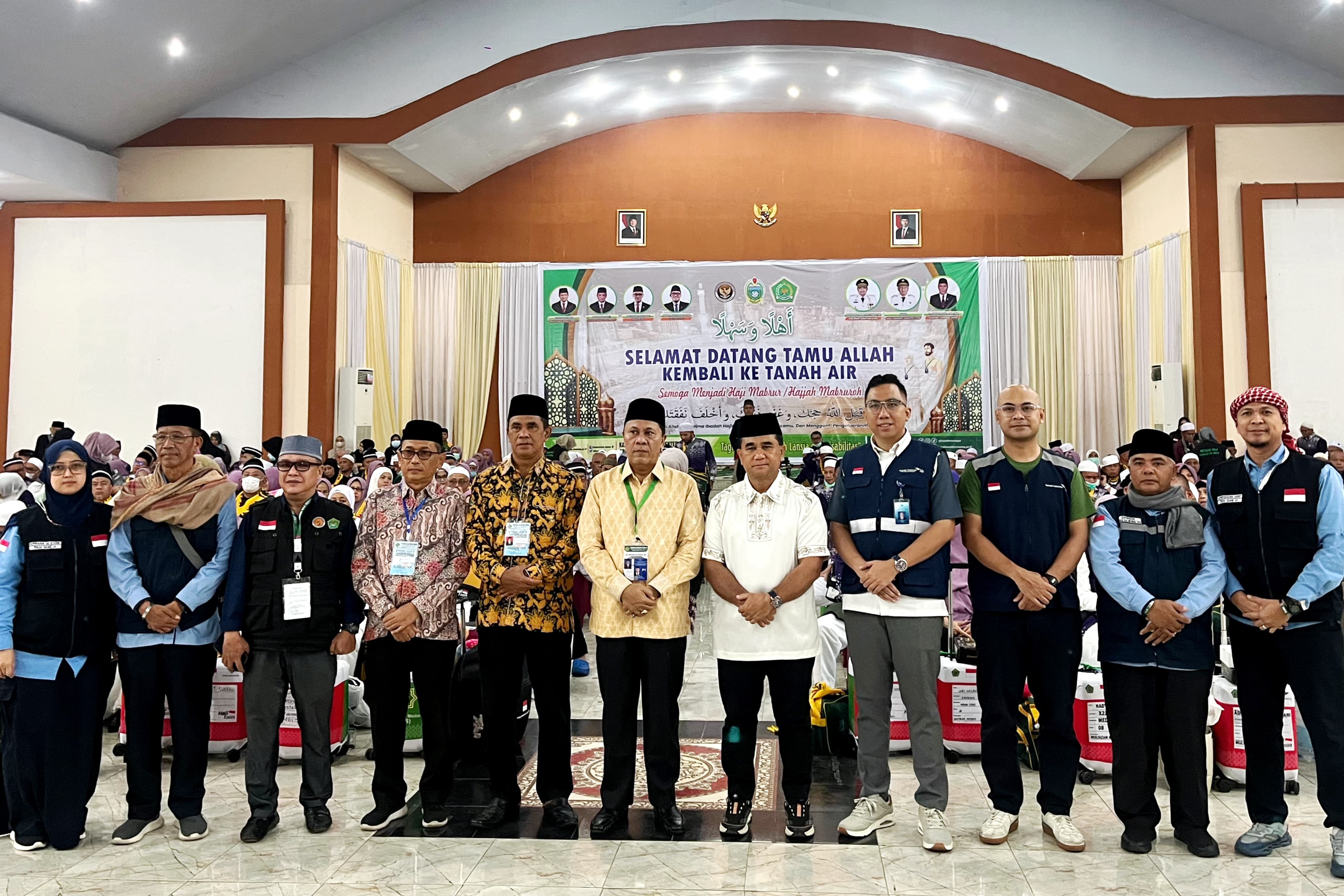Tiba di Tanah Air, Pemko Medan Sambut Kedatangan 360 Jemaah Haji Asal Kota Medan