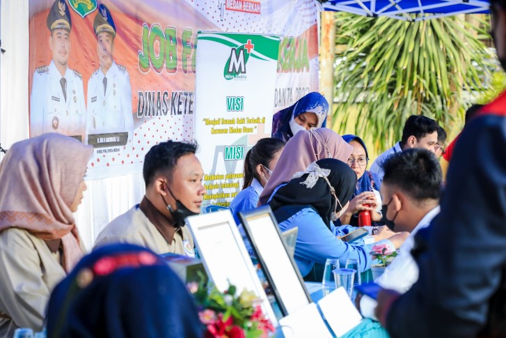 Terdapat Loker bagi Penyandang Disabilitas di Job Fair Mini Pemko Medan, Pencari Kerja Disabilitas Begitu Antusias Melamar