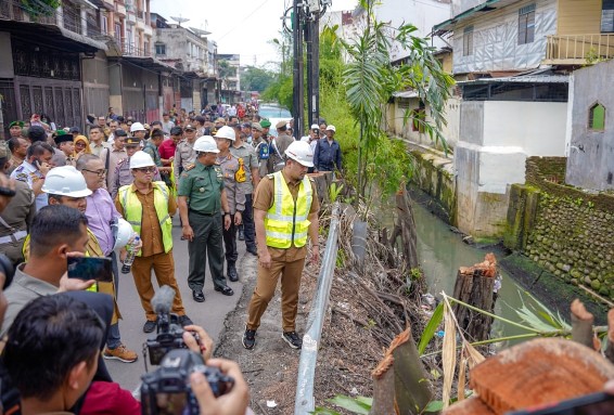 Apresiasi dan Dukung Pembersihan Sungai Deli, Akademisi: Bobby Nasution Wali Kota Peduli Banjir