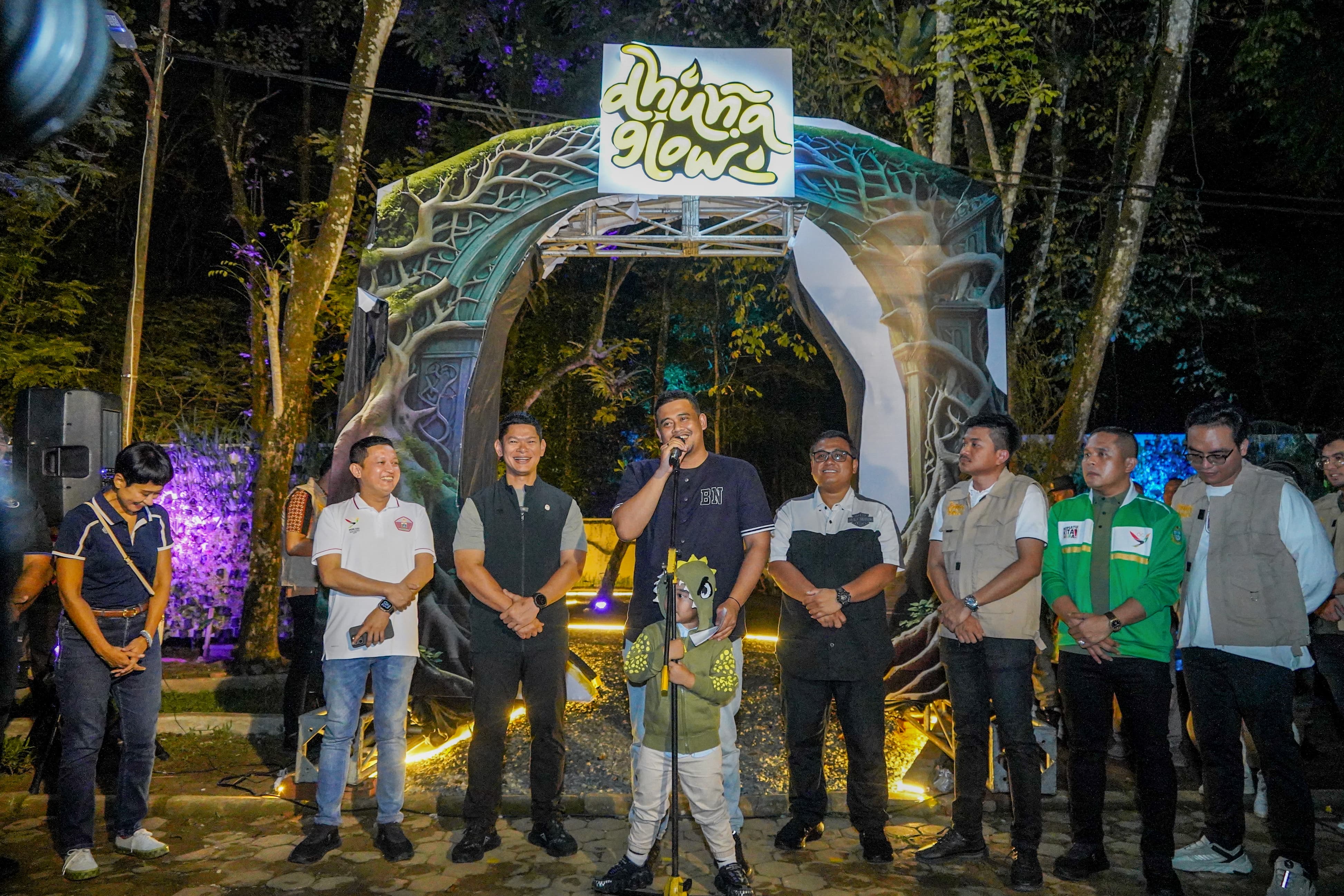 Magical Forest Dhuna Glow, Bobby Nasution Soft Launching Hutan Bercahaya di Medan Zoo