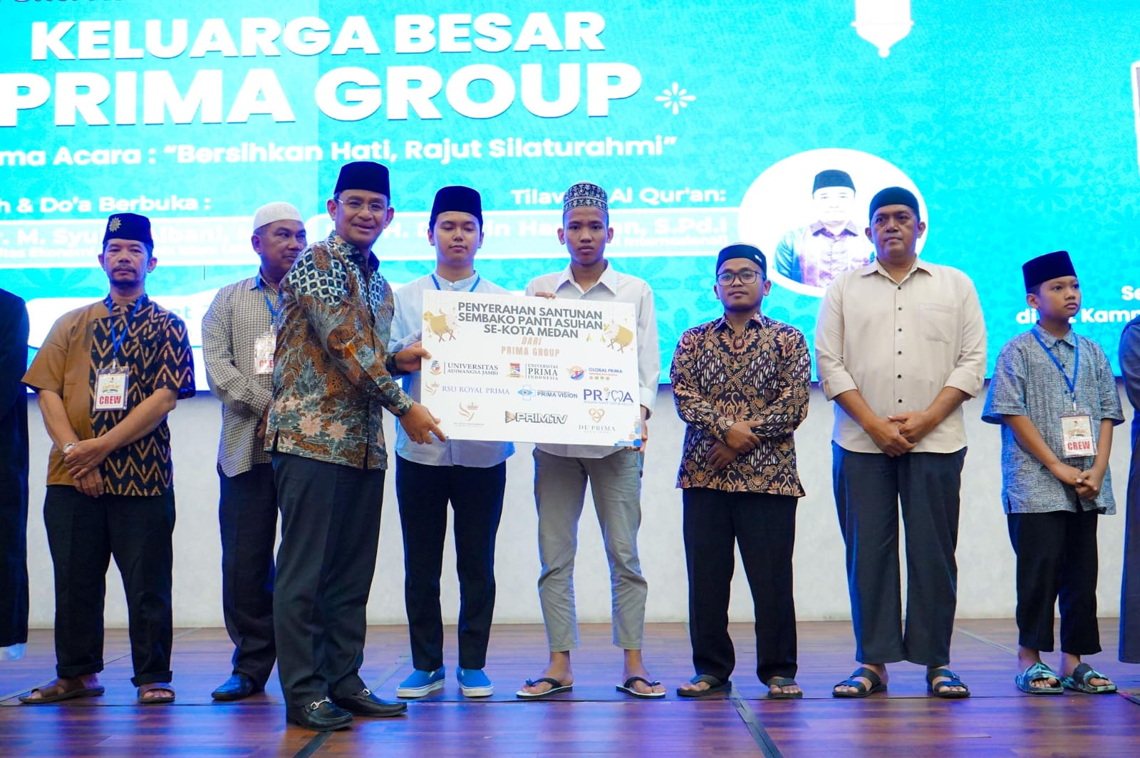 Sekda Berbuka Puasa Bersama Keluarga Besar Prima Group dan Anak Yatim Piatu