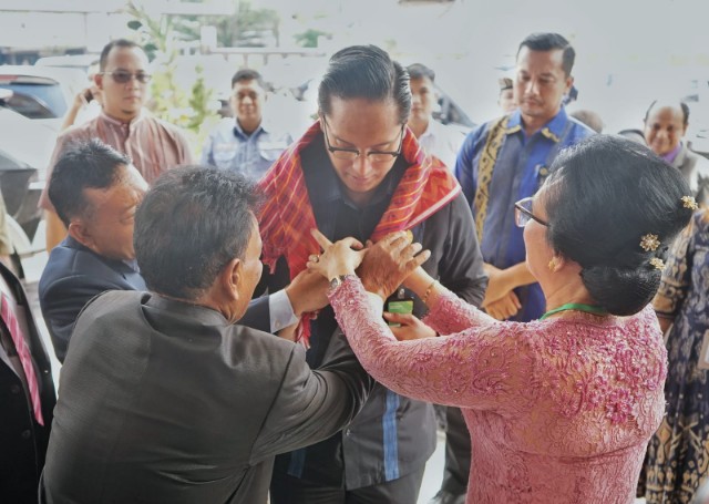 Hadiri Perayaan Paskah dan Hut Saitun GBKP Klasis Medan Delitua, Rico Waas : Lansia Harus Mendapatkan Perhatian dan Kasih Sayang