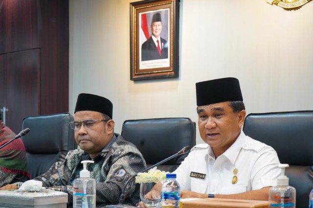 Rico Waas Lepas Kafilah Medan ke Ajang STQH ke-19 Sumut