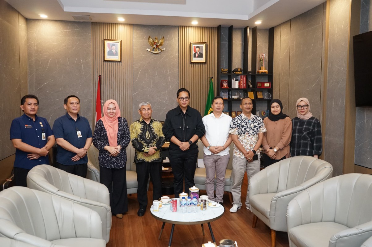 Dukung Keterbukaan Informasi Publik, Rico Waas : Kami Berupaya Menjawab Setiap Pertanyaan Yang Muncul di Masyarakat