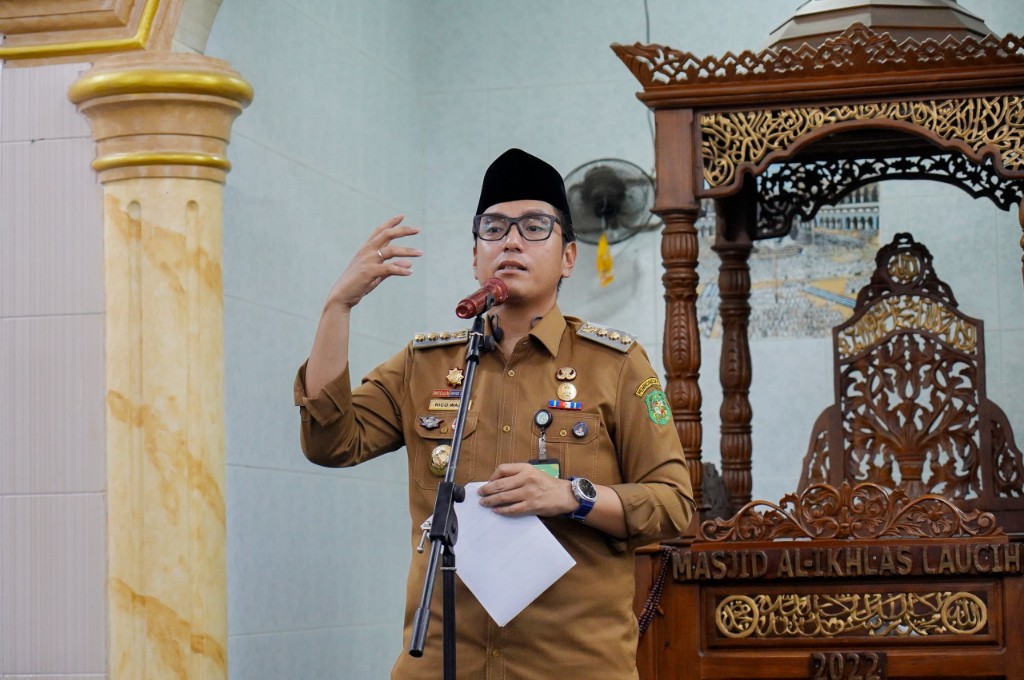 Pemberdayaan Rumah Ibadah di Masjid Al Ikhlas Laucih, Rico Waas Safari Ashar dan Ajak Masyarakat Makmurkan Masjid