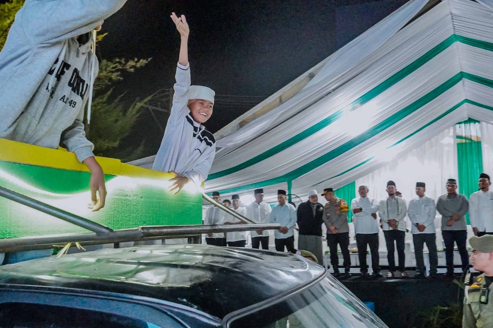 Warga Medan Utara Antusias Saksikan Pawai Takbiran Malam Idulfitri