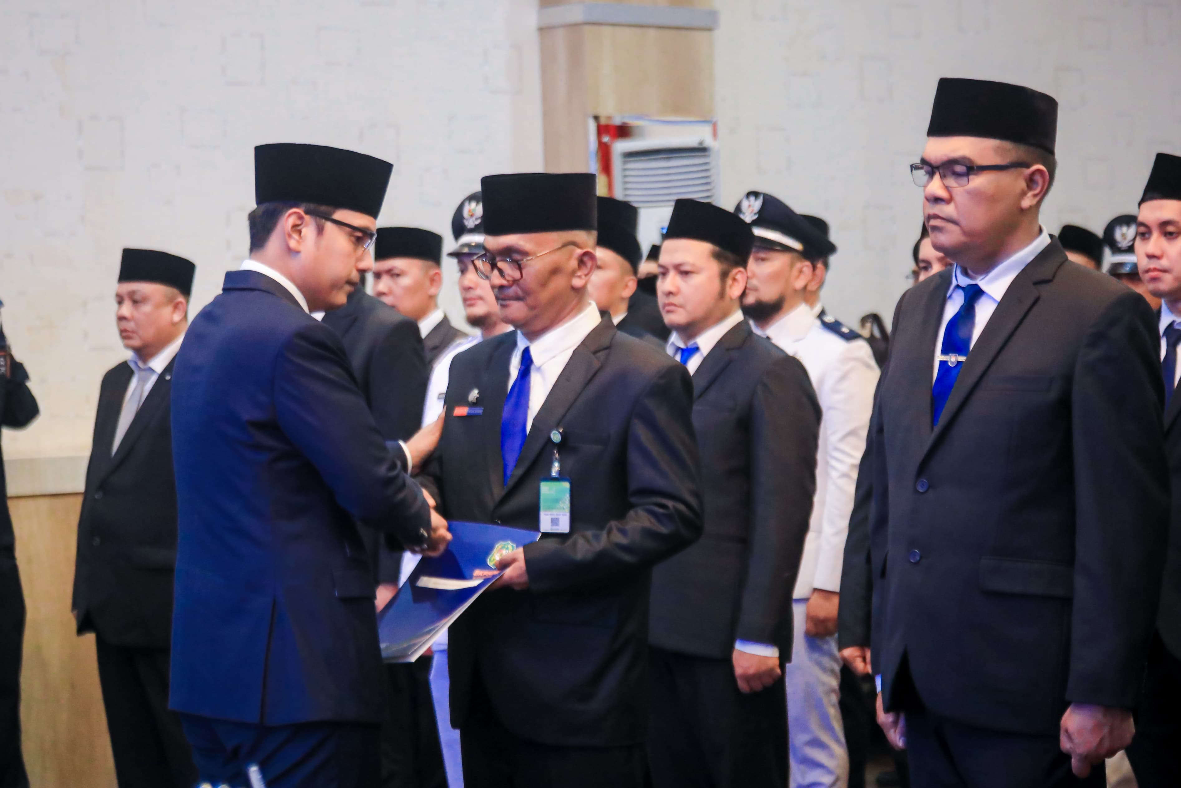 Lantik Eselon II, III dan IV, Rico Waas Beri Deadline 6 Bulan bagi Pejabat Baru Untuk Tunjukkan Perubahan