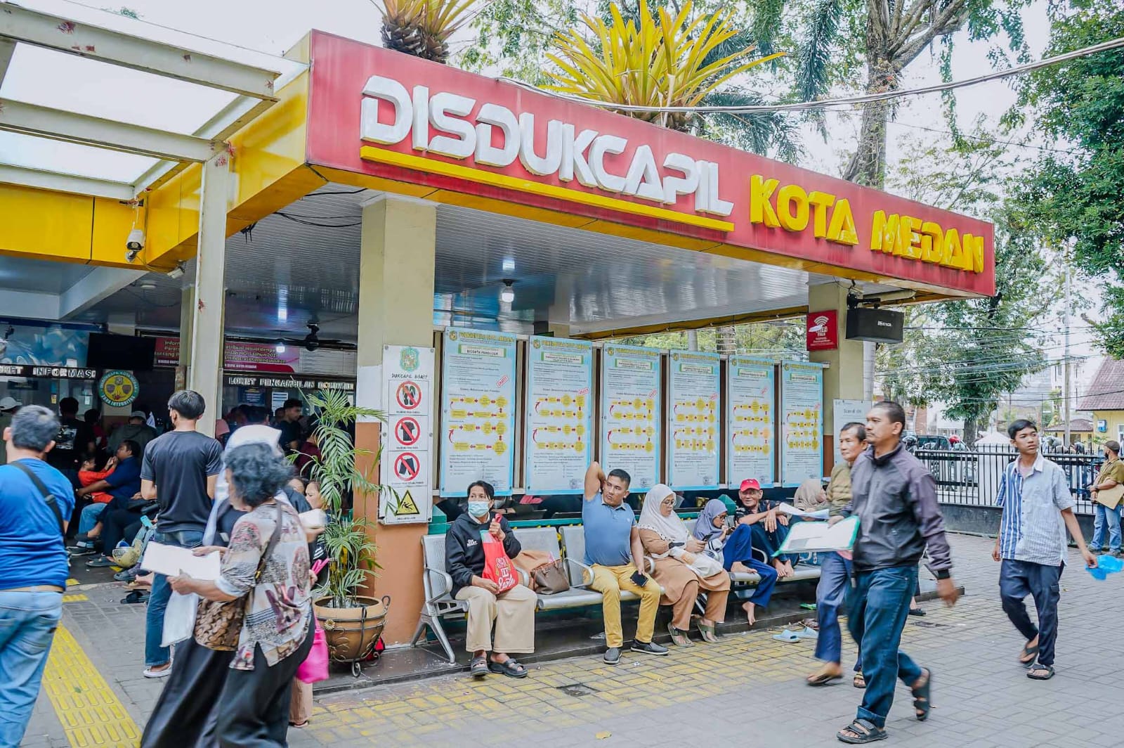 Permudah Layanan, Disdukcapil Medan Operasikan Perekaman E-KTP di 7 Kecamatan