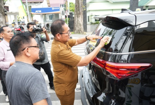 Peduli Pencemaran Udara, Masyarakat Antusias Mengikuti Uji Emisi Kendaraan Bermotor