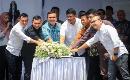 Bobby Nasution Lakukan Groundbreaking Pembangunan Kolam Retensi, Rektor USU Sambut Baik Dapat Atasi Banjir dan Jadi Tempat Edukasi