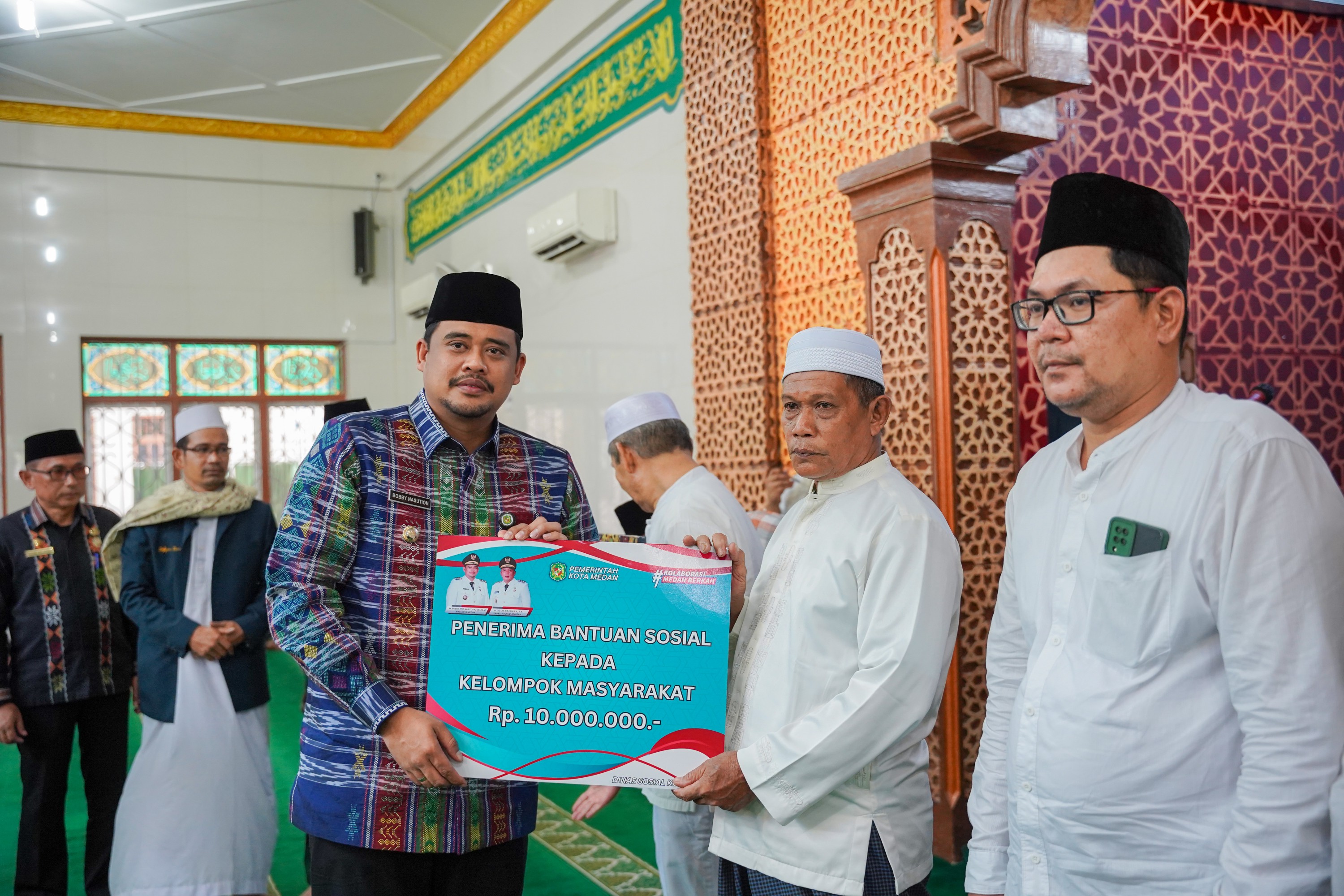 Di Safari Jumat Masjid Al Falaah, Bobby Nasution Inginkan Pemilu 2024 Rukun dan Damai di Medan