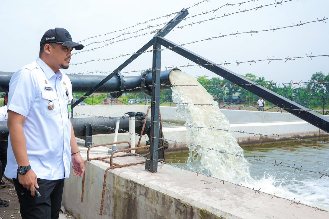 Pastikan Hasil Pekerjaan Berkualitas dan Berfungsi Baik, Bobby Nasution Tinjau Kolam Retensi Danau Laguna