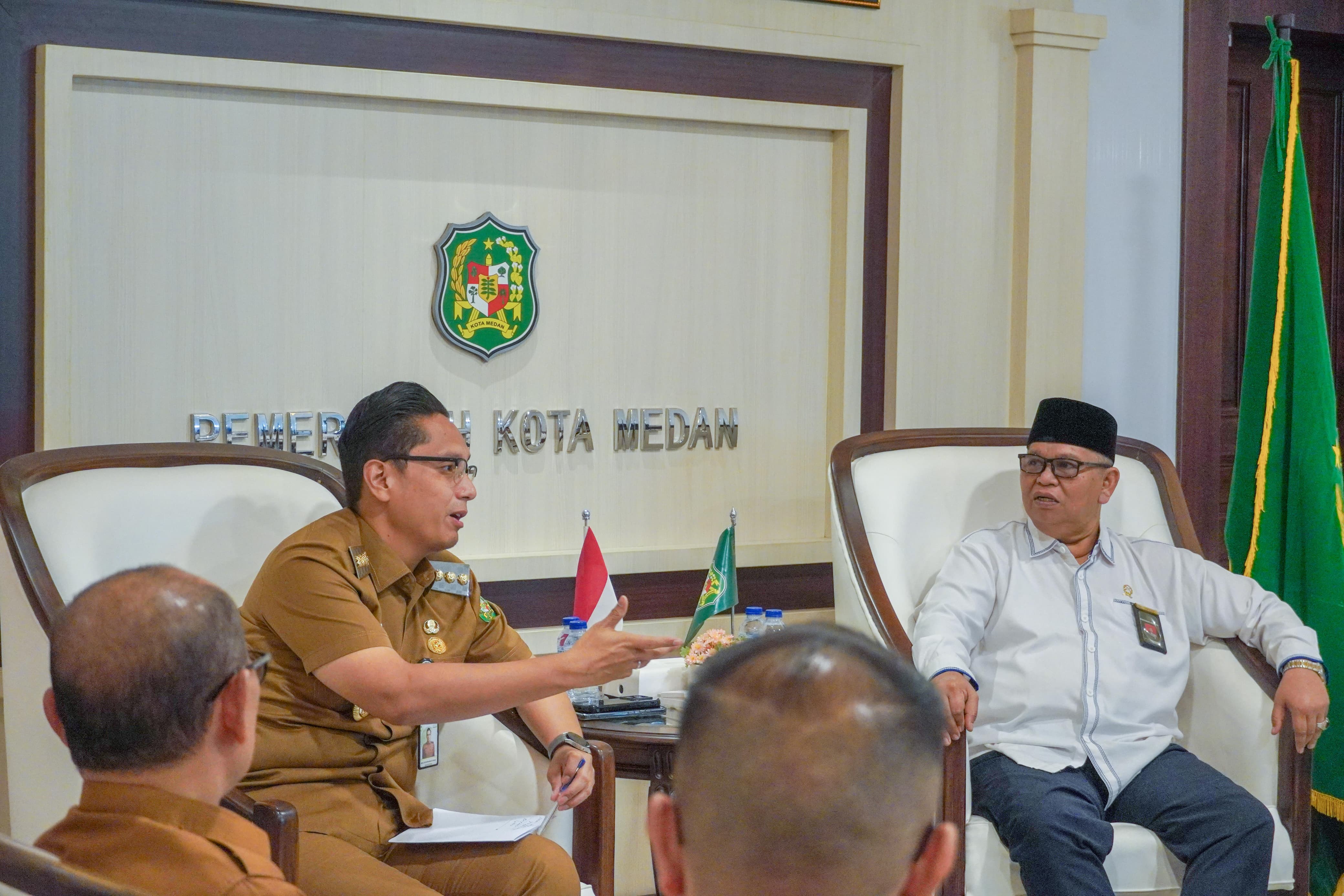 Camat, Lurah & Kepling Diminta Data Warga  yang Pernikahannya Belum Tercatat, Rico Waas : Permudah Pengurusan Administrasi Kependudukan