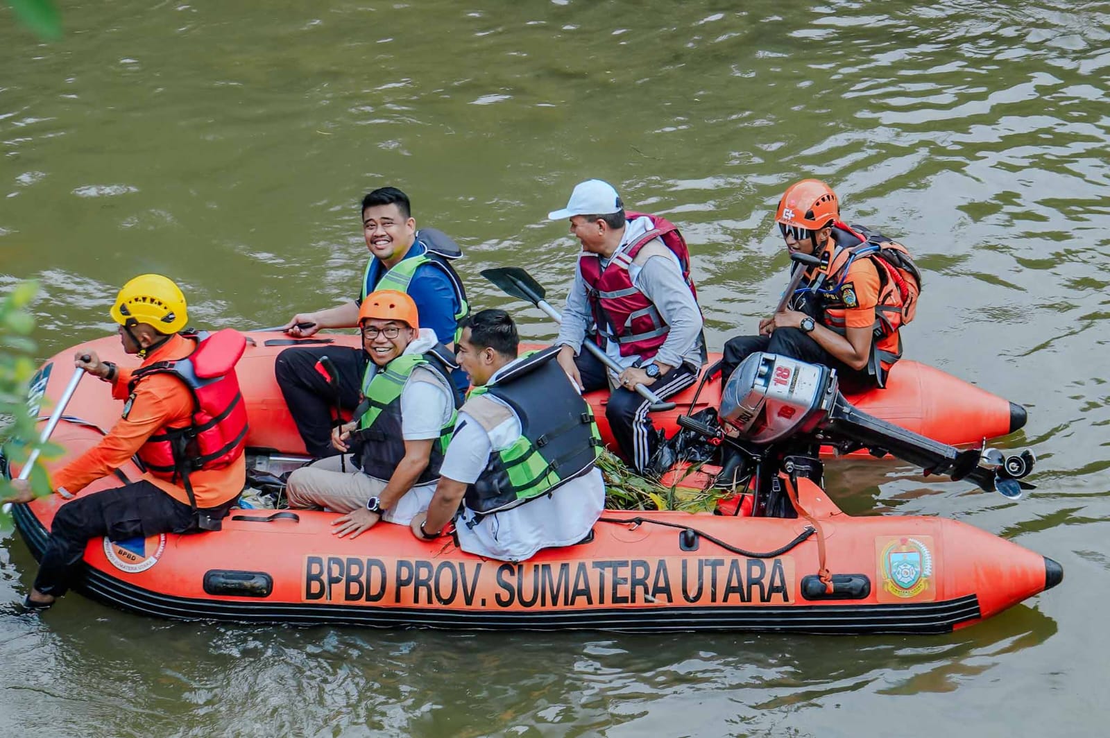 Zakiyuddin Harahap Ikut Aksi Bersih Sungai Deli