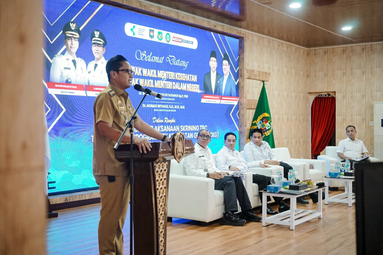 Wamenkes dan Wamendagri Tinjau Skrining TB, Rico Waas Tegaskan Komitmen Pemko Medan Percepat Penanggulangan TB
